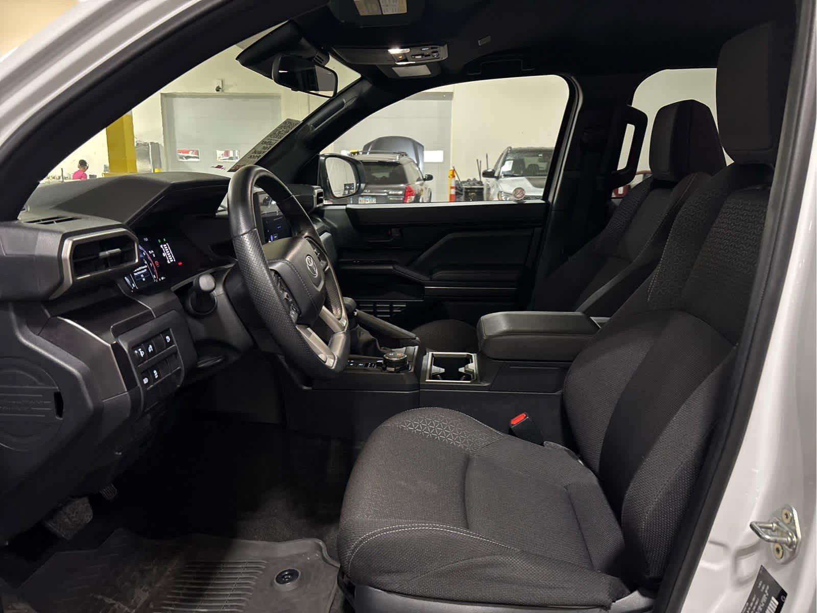 Used 2025 Ice Cap Toyota SR5 image 11