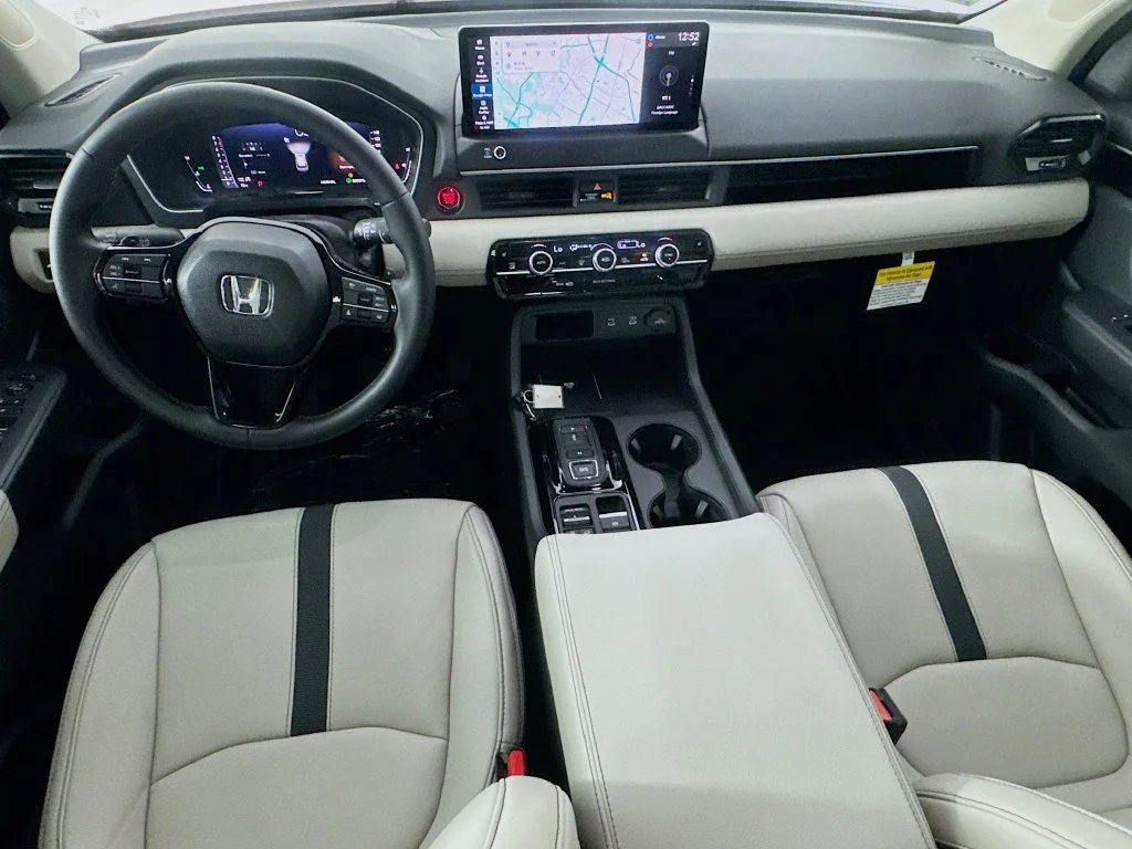 New 2026 Platinum White Pearl Honda RTL Towing image 31