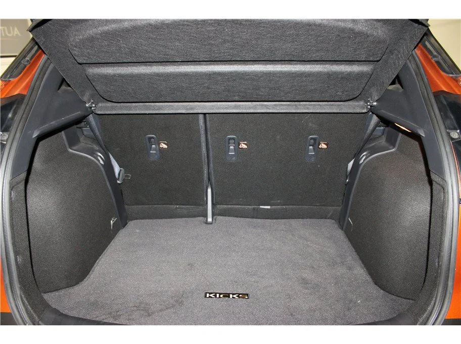 Used 2020 Monarch Orange/Super Black Nissan SR image 21
