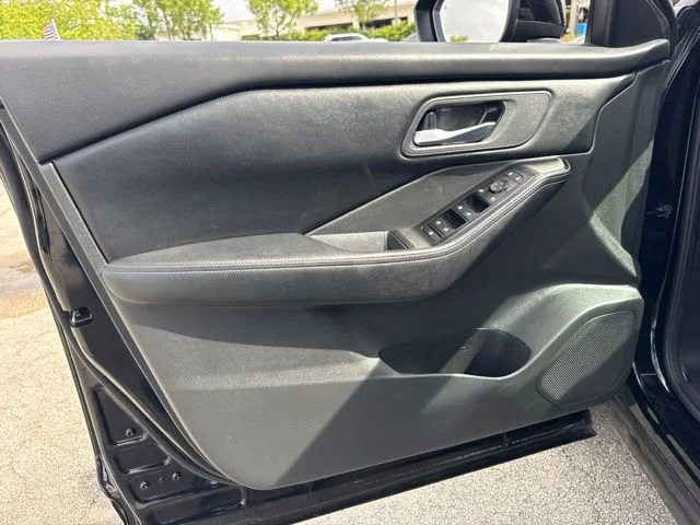 Used 2025 Black Nissan SV image 30