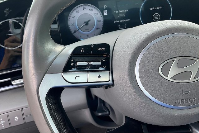 2025 Hyundai Elantra SEL - Photo 13