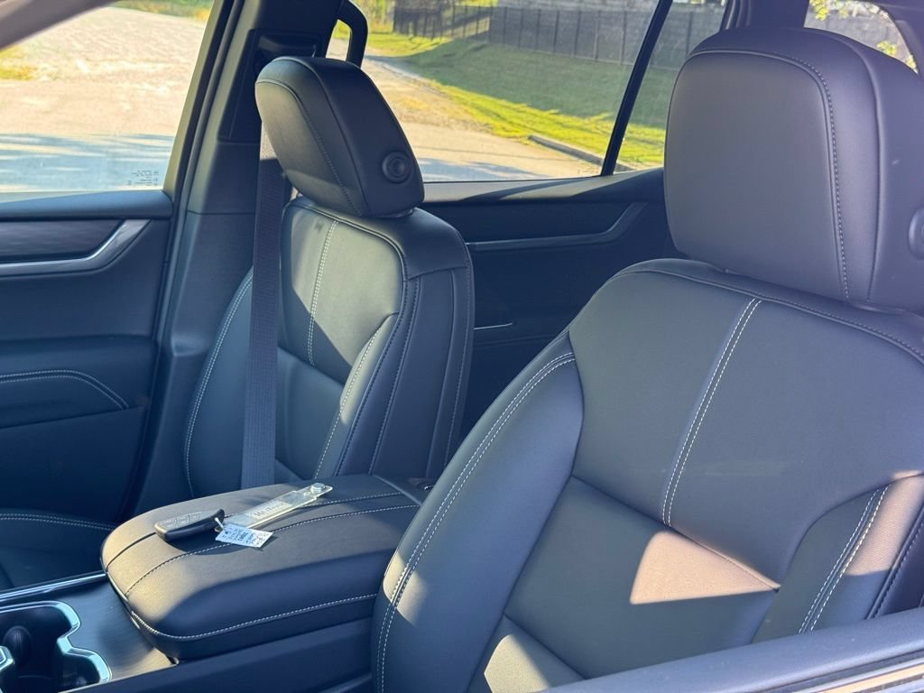2026 GMC Acadia Elevation - Photo 16