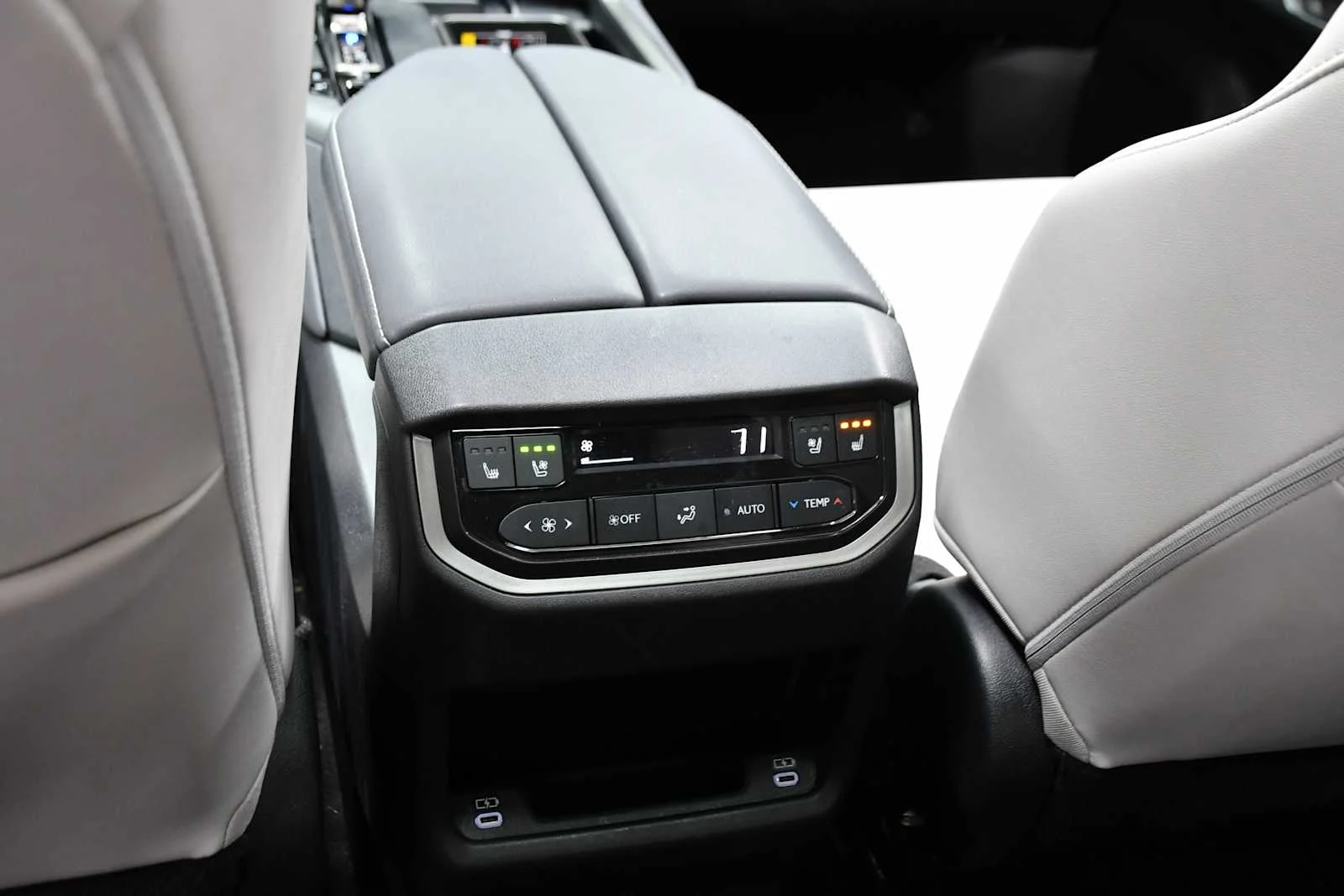 Used 2025 Wind Chill Pearl Lexus Premium image 24