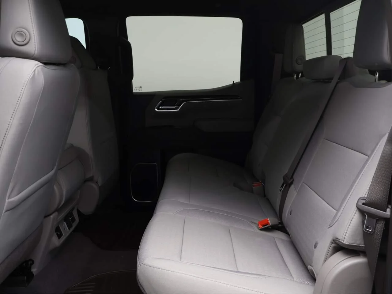 New 2026 Summit White Chevrolet LT image 32