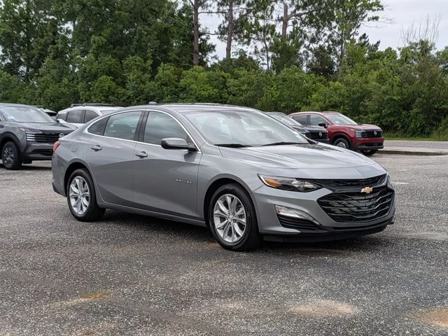 Used 2025 Gray Chevrolet LT image 7