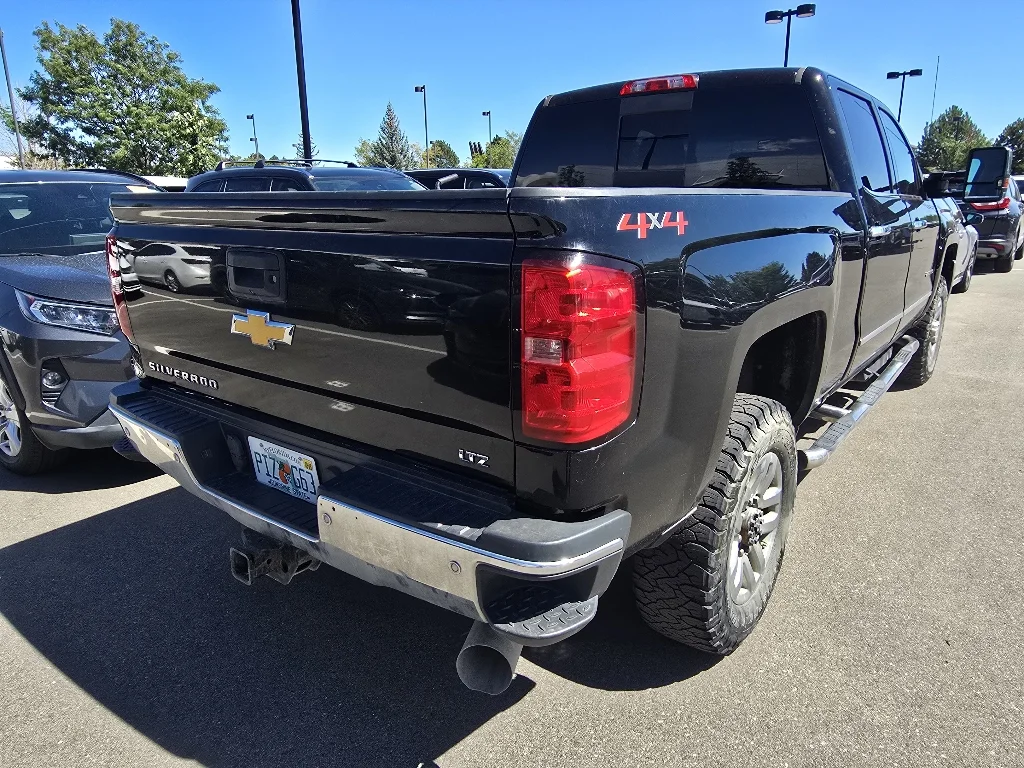 Used 2018 Black Chevrolet LTZ image 14