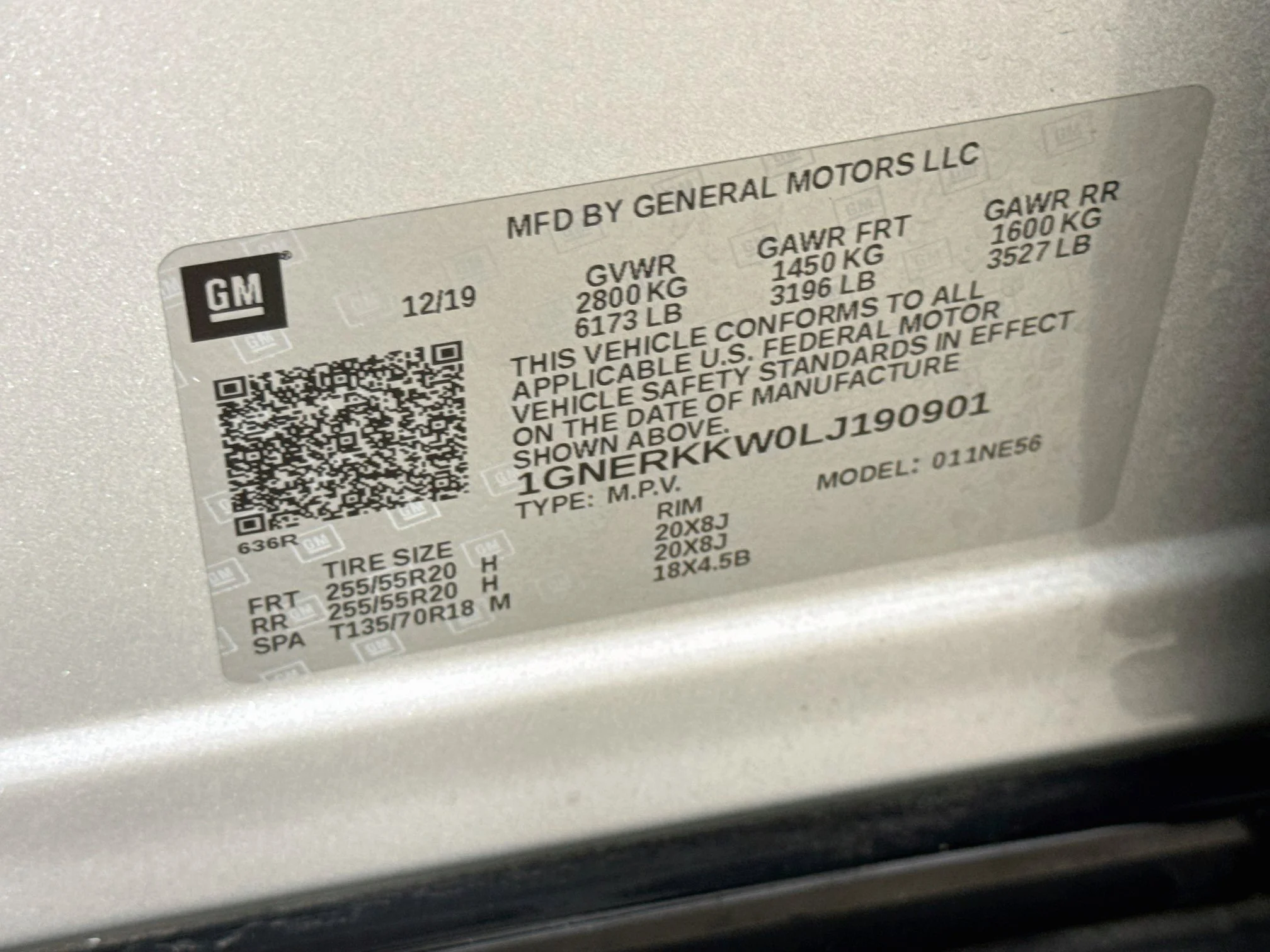 Used 2020 SILVER ICE METALLIC Chevrolet Premier image 36