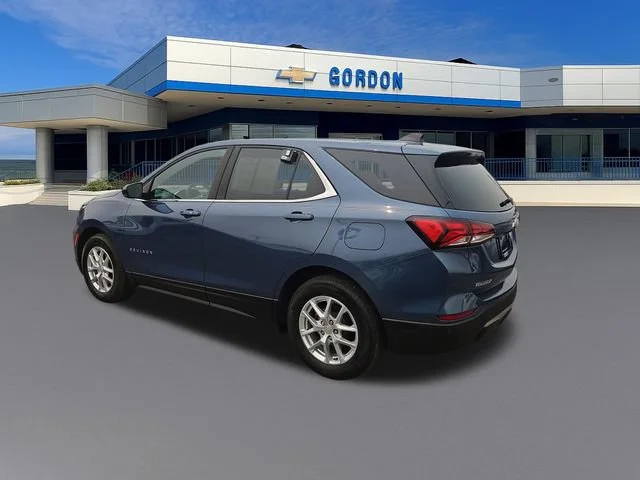 Used 2024 Lakeshore Blue Metallic Chevrolet LT image 3