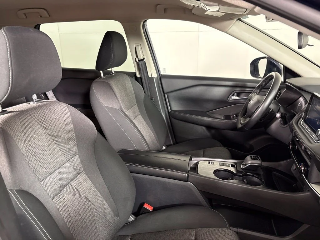 Used 2025 Blue Nissan SV image 22
