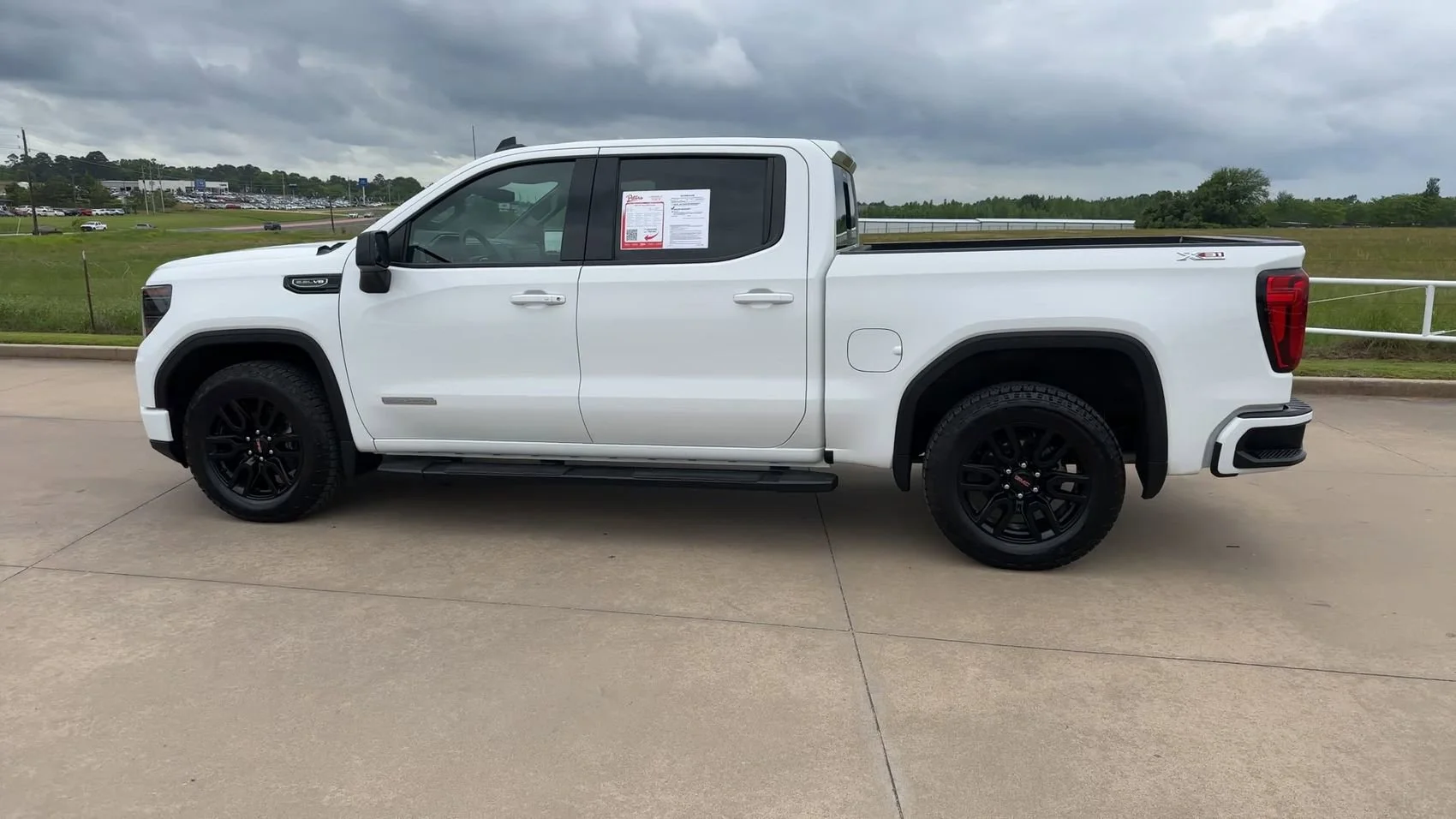 Used 2024 Summit White GMC Elevation image 6