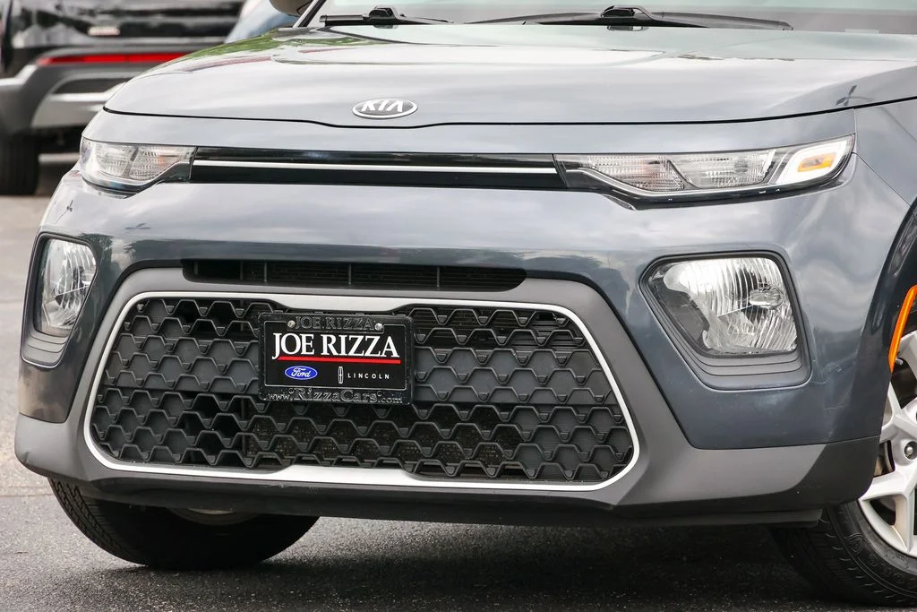 Used 2020 Gray Kia S image 6