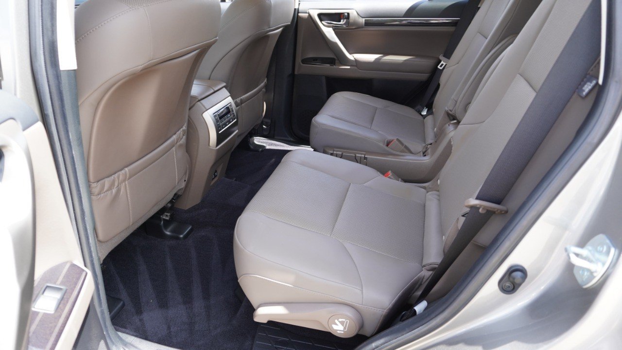Certified Used 2021 ATOMIC SILVER Lexus GX 460 Premium image 32