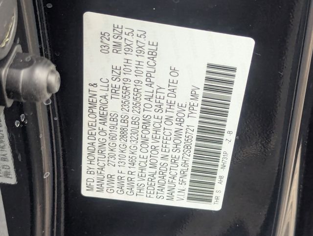 Certified Used 2025 Crystal Black Pearl Honda Sport-L image 29