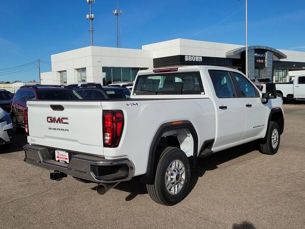 2026 GMC Sierra 2500HD Pro - Photo 11