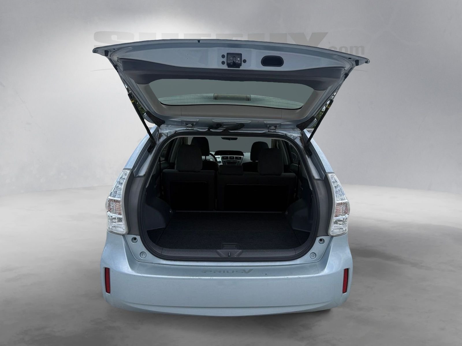 Used 2012 Blue Toyota Three image 20