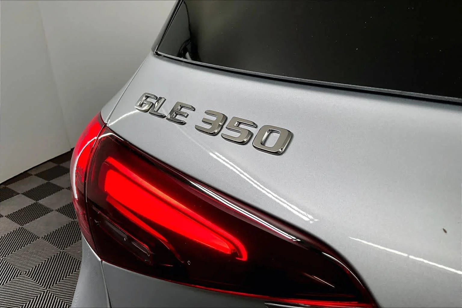 New 2026 Cirrus Silver Metallic Mercedes-Benz GLE 350 image 7