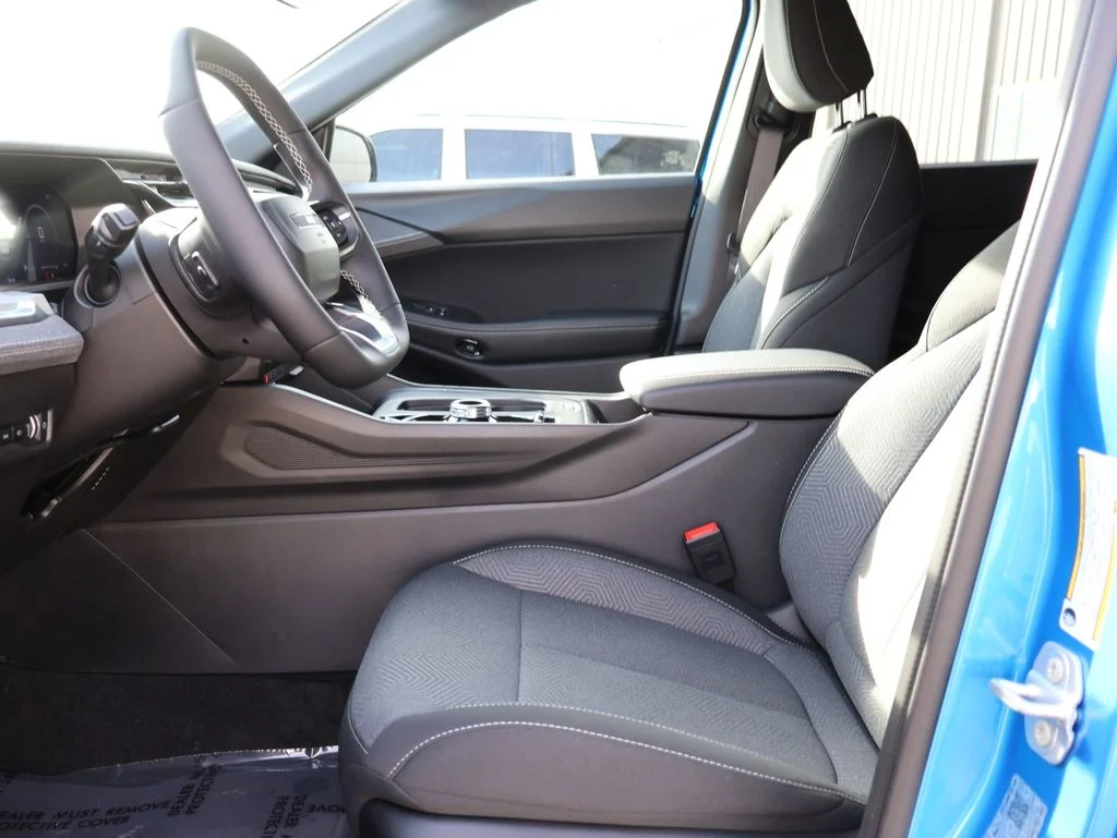New 2026 Hydro Blue Pearl-Coat Exterior Paint Jeep Laredo image 21