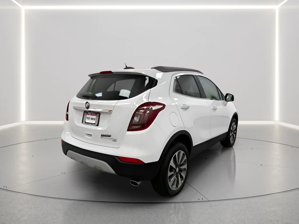 Used 2022 Summit White Buick Preferred image 5