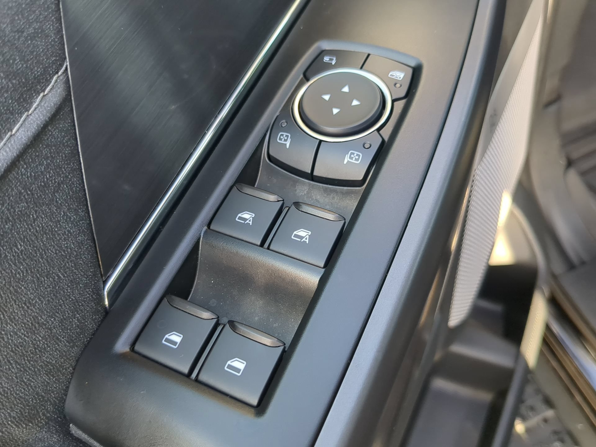 New 2026 Agate Black Metallic Ford Lariat® image 52