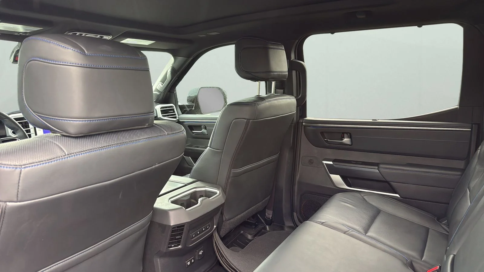 Used 2023 Blue Toyota Platinum image 27