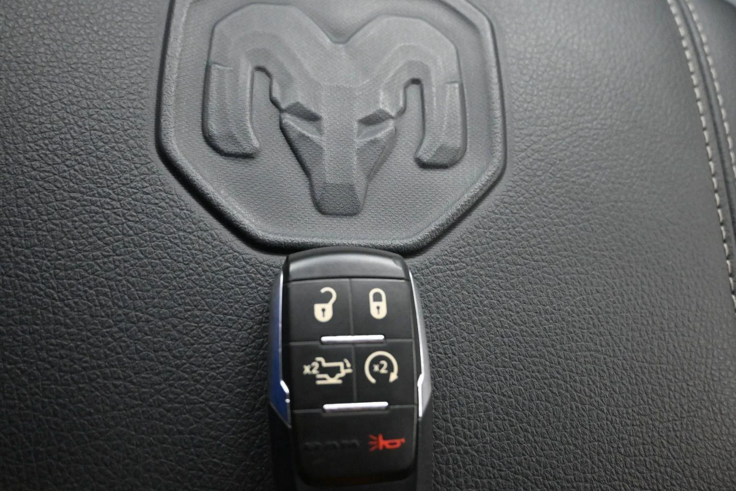 Used 2024 Diamond Black Crystal Pearlcoat Ram Laramie image 37