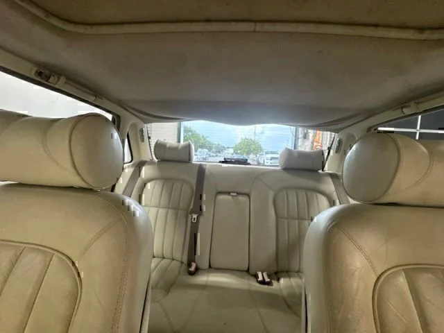 Used 2000 Gold Jaguar Base image 16