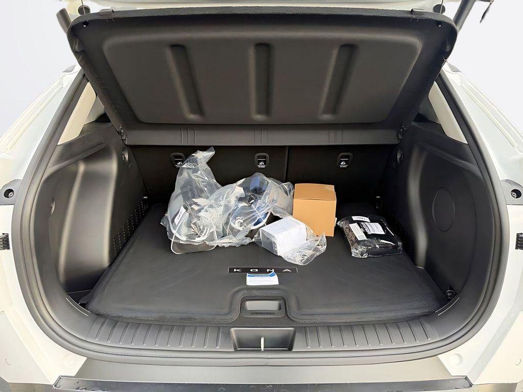 2026 Hyundai Kona Limited - Photo 10