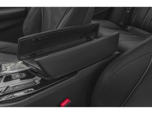Used 2018 Blue Metallic BMW 530e iPerformance image 9
