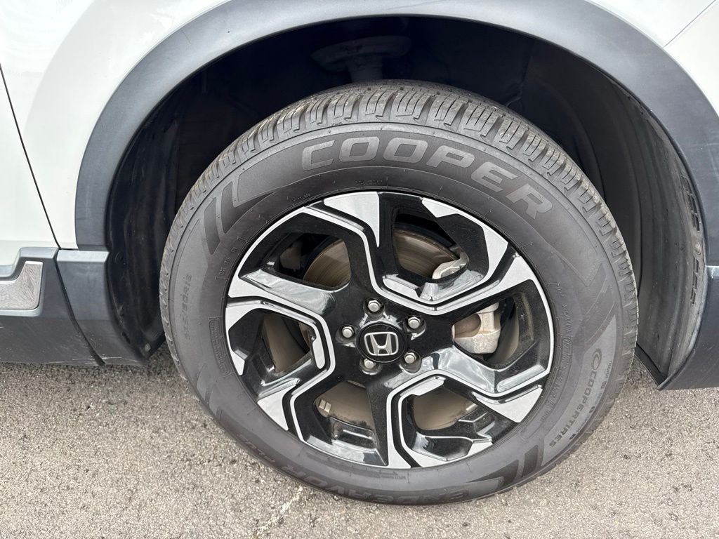 Used 2019 Platinum White Pearl Honda Touring image 26