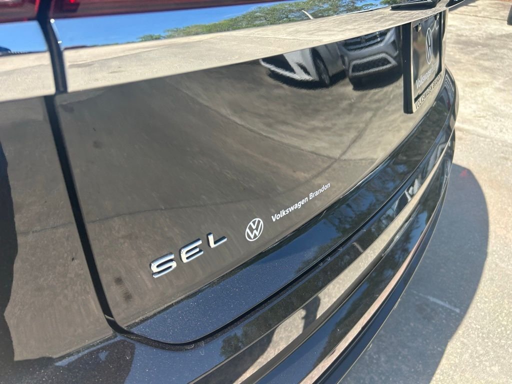 New 2026 Black Volkswagen 2.0T SEL Premium R-Line image 30
