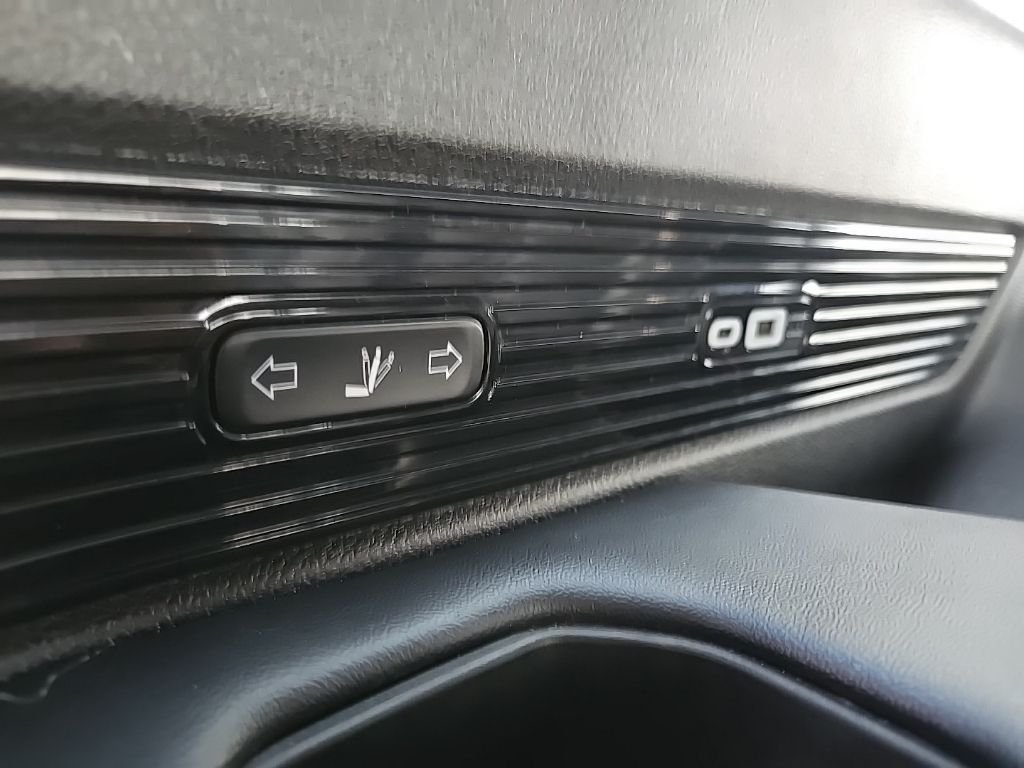 Used 2024 White/off-white Jeep Series II image 110