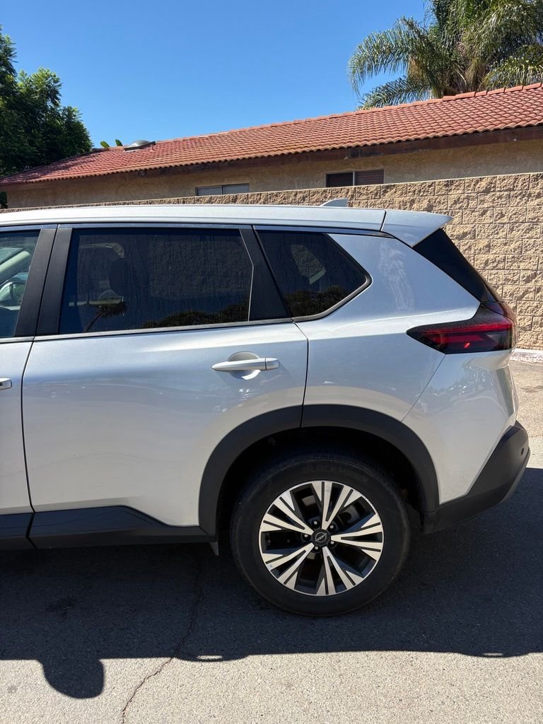 Used 2023 Silver Nissan SV image 8