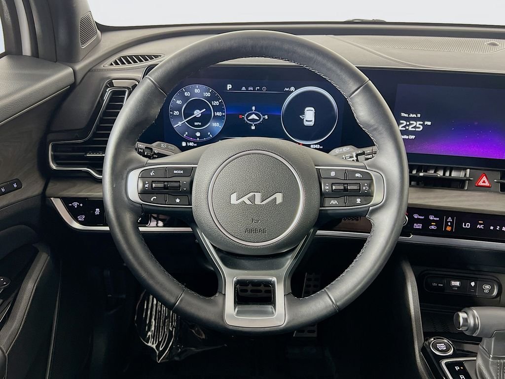 Used 2024 Glacier White Pearl/Ebony Black Roof Kia X-Pro Prestige image 11