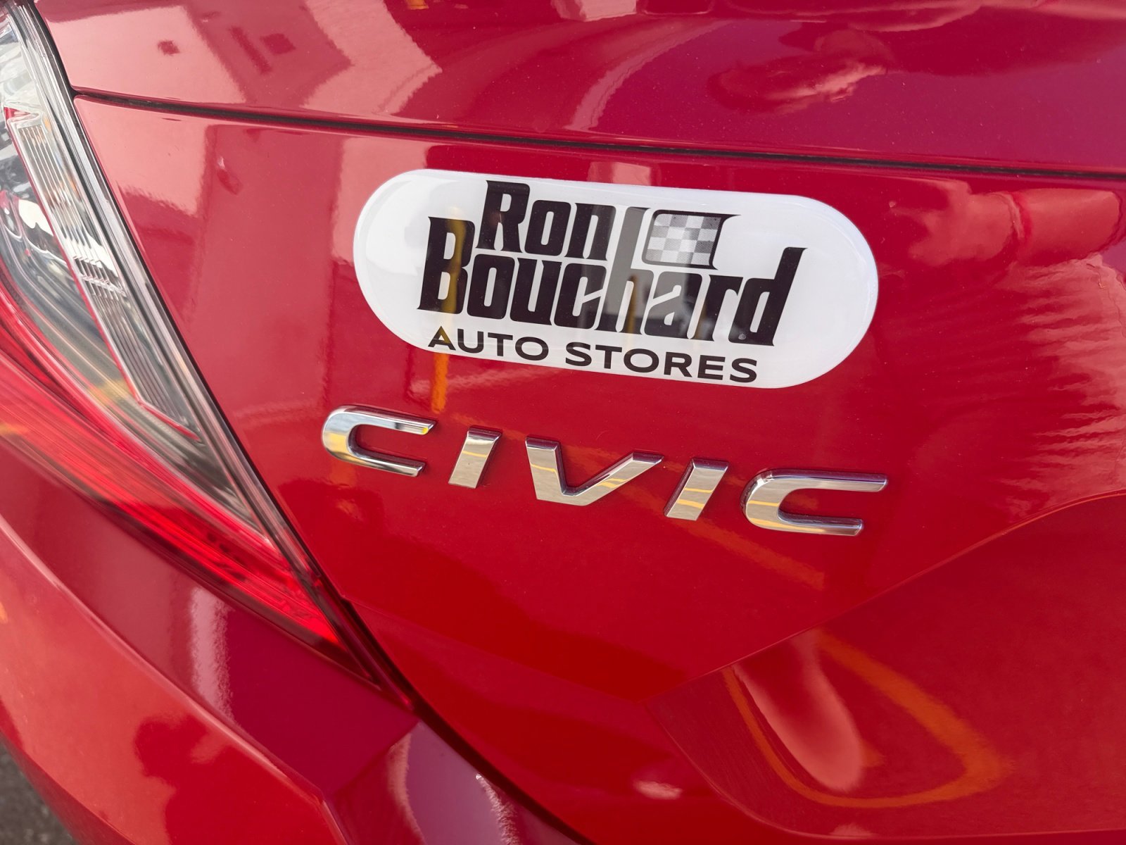 Used 2016 Red Honda LX image 39