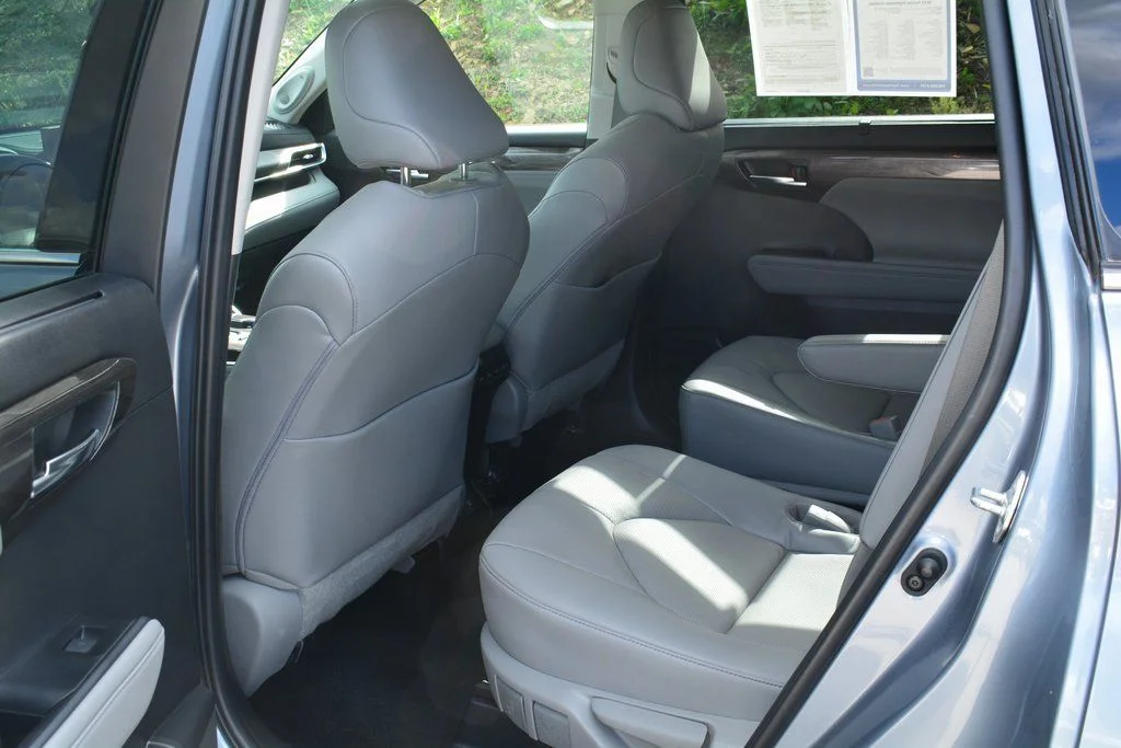 2023 Toyota Highlander Limited - Photo 23