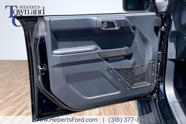 New 2026 Shadow Black Ford Outer Banks® image 18