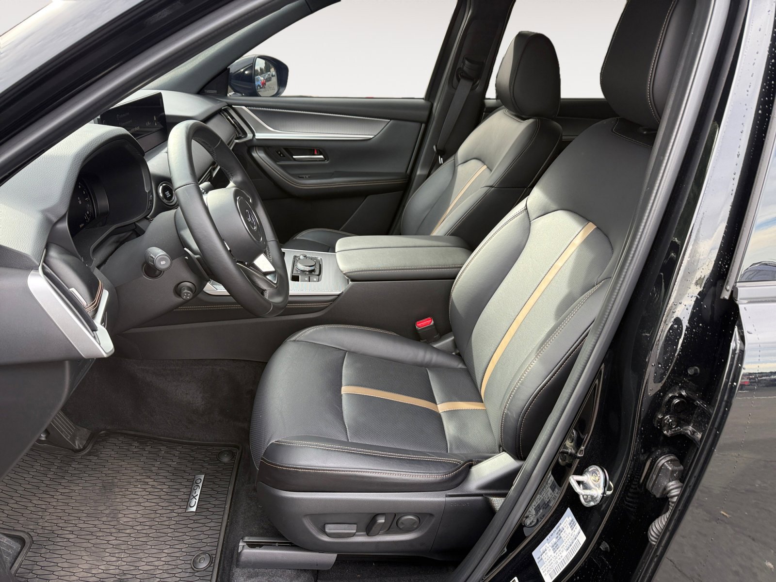 2025 Mazda CX-90 Premium Package - Photo 10
