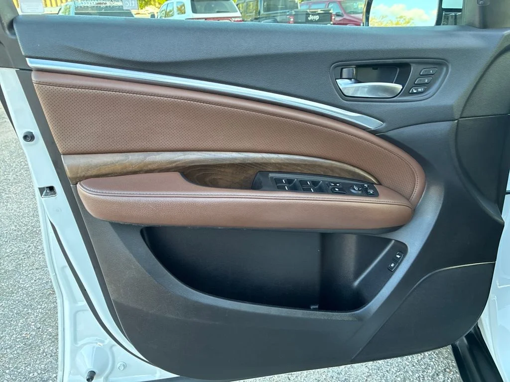 Used 2020  Acura Technology image 9