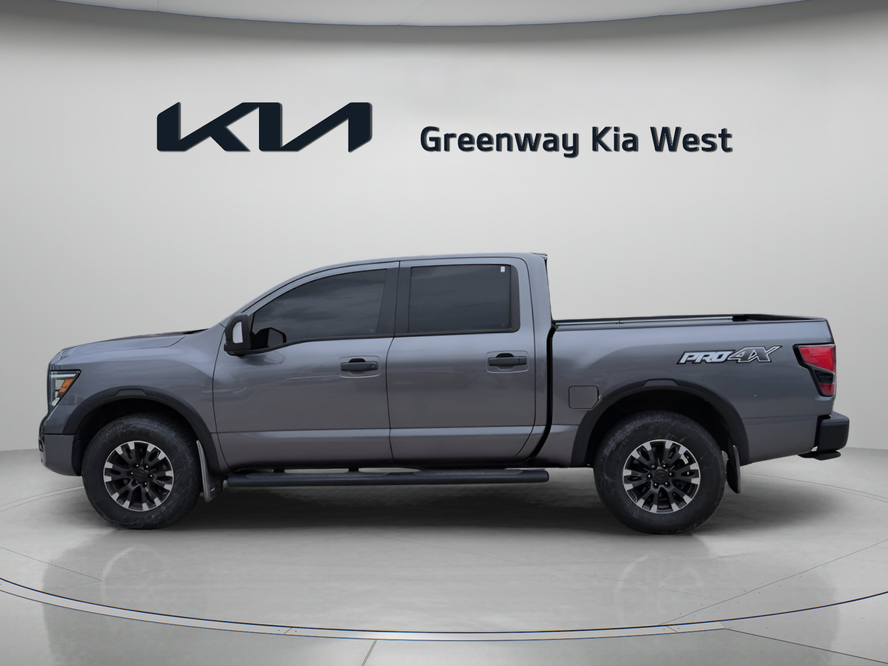Used 2021 Gun Metallic Nissan PRO-4X image 5