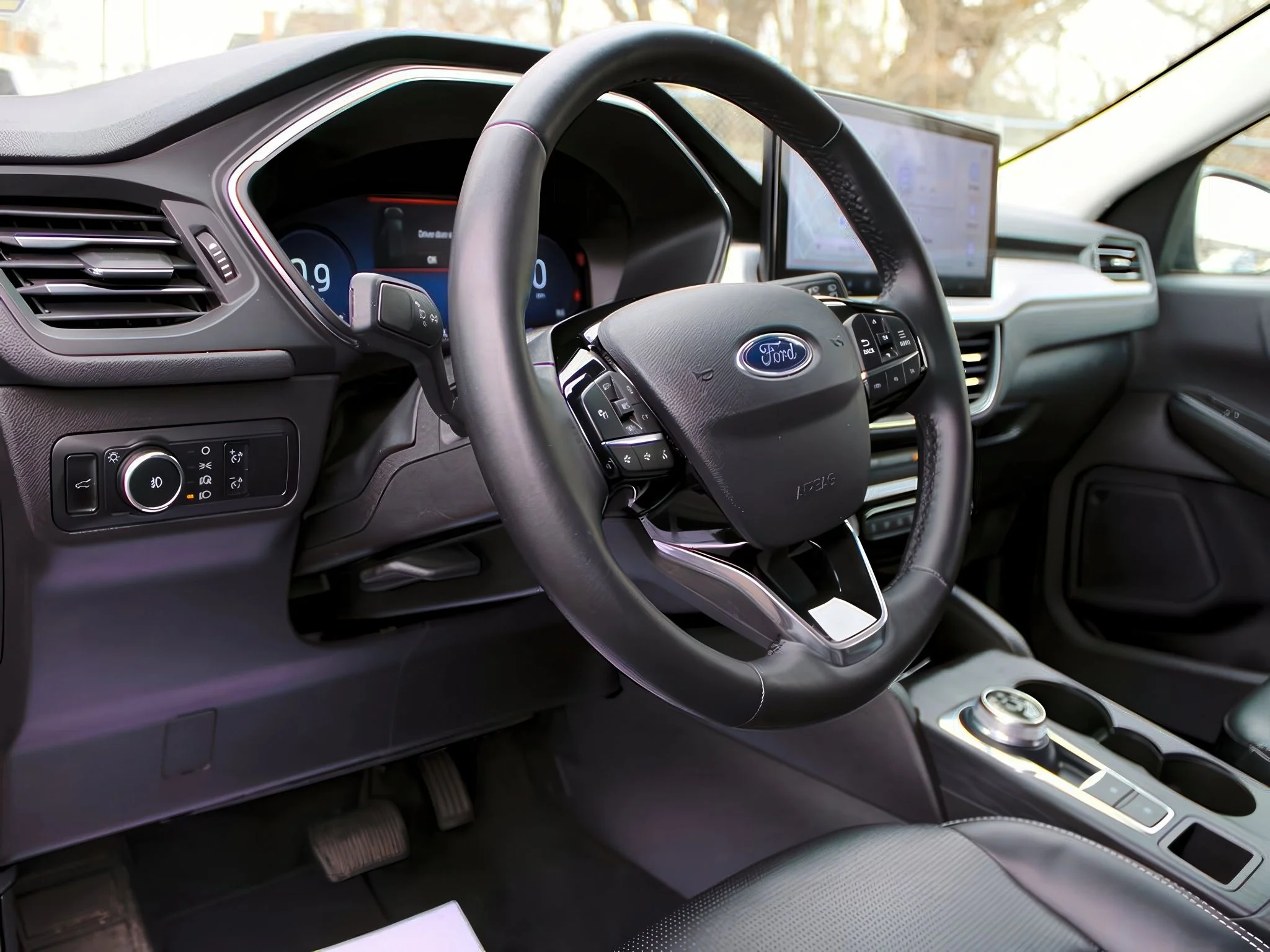 Used 2024 Agate Black Metallic Ford Platinum image 14