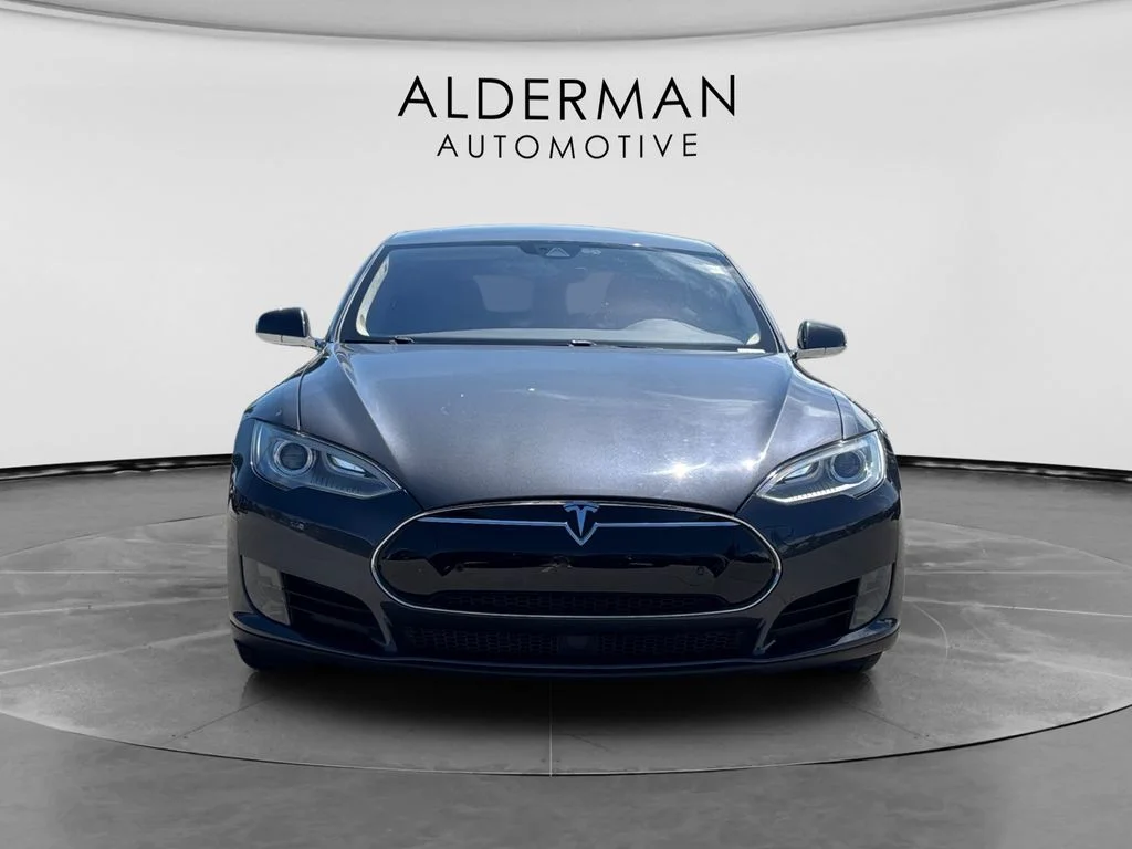Used 2015 Gray Tesla 70D image 8