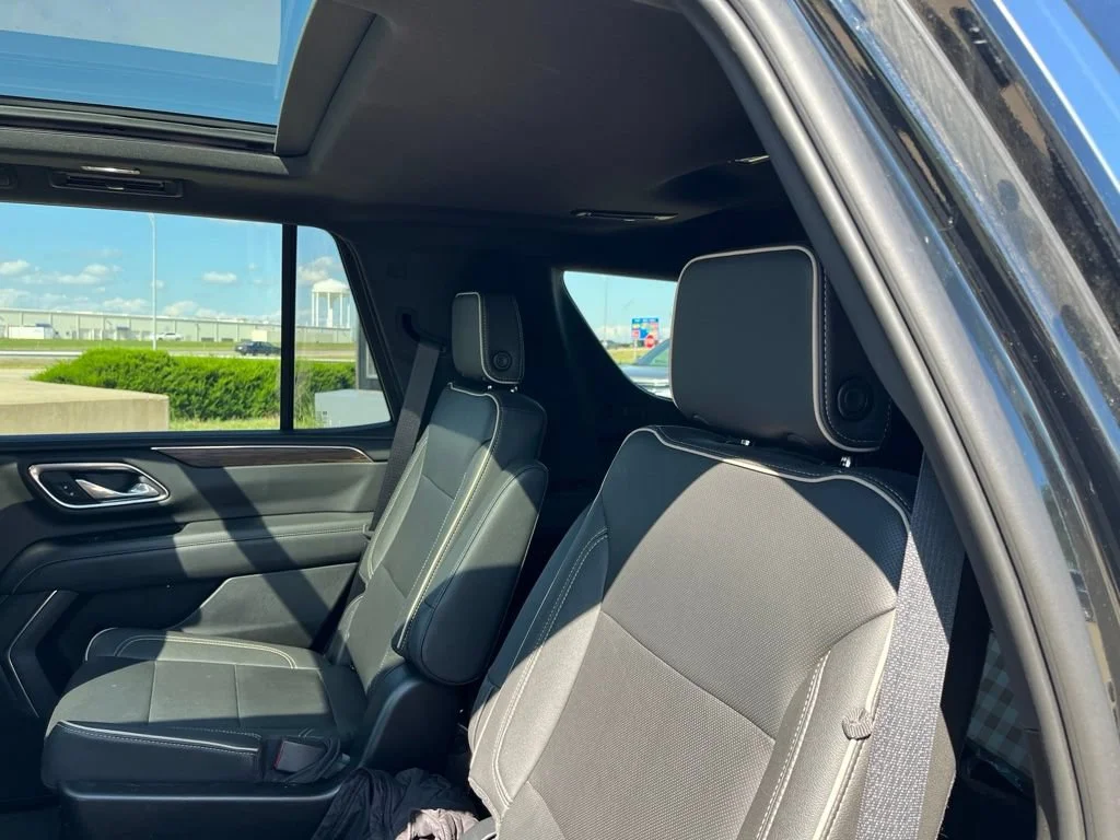 Used 2023 Black Chevrolet Premier image 10