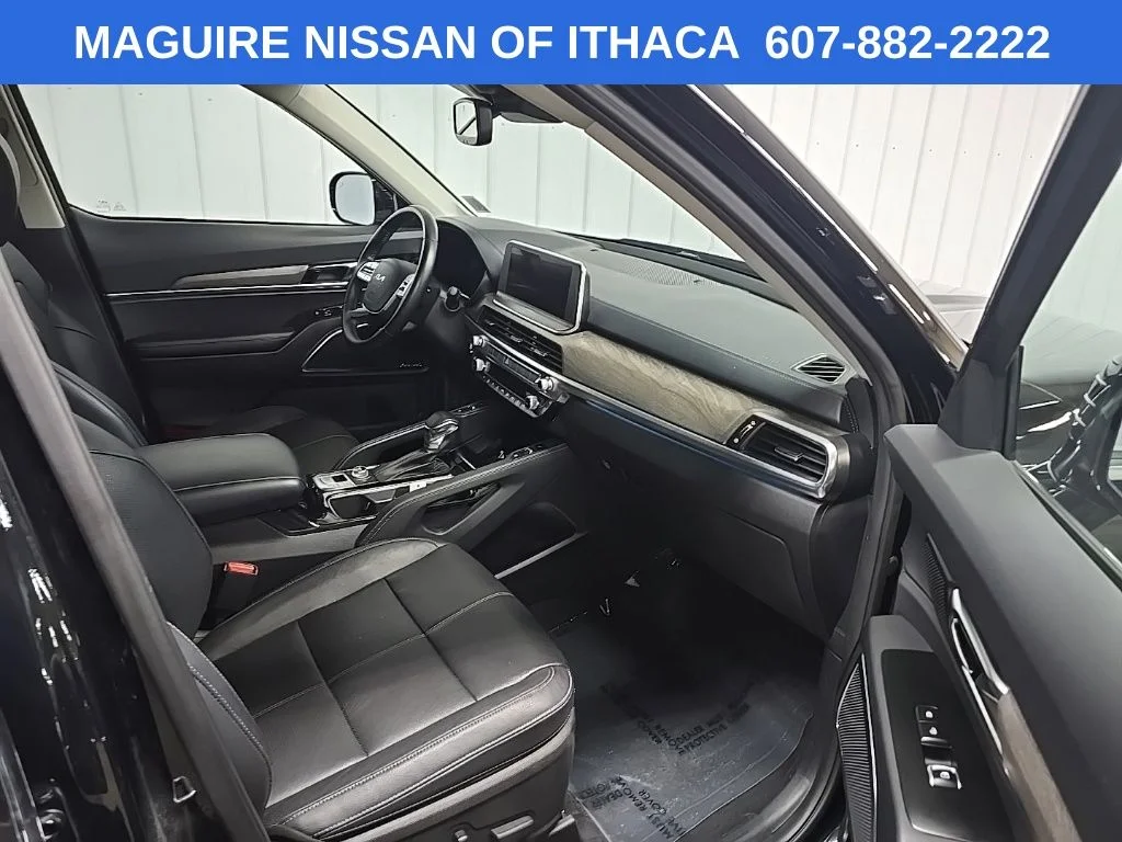 Used 2022  Kia SX image 16