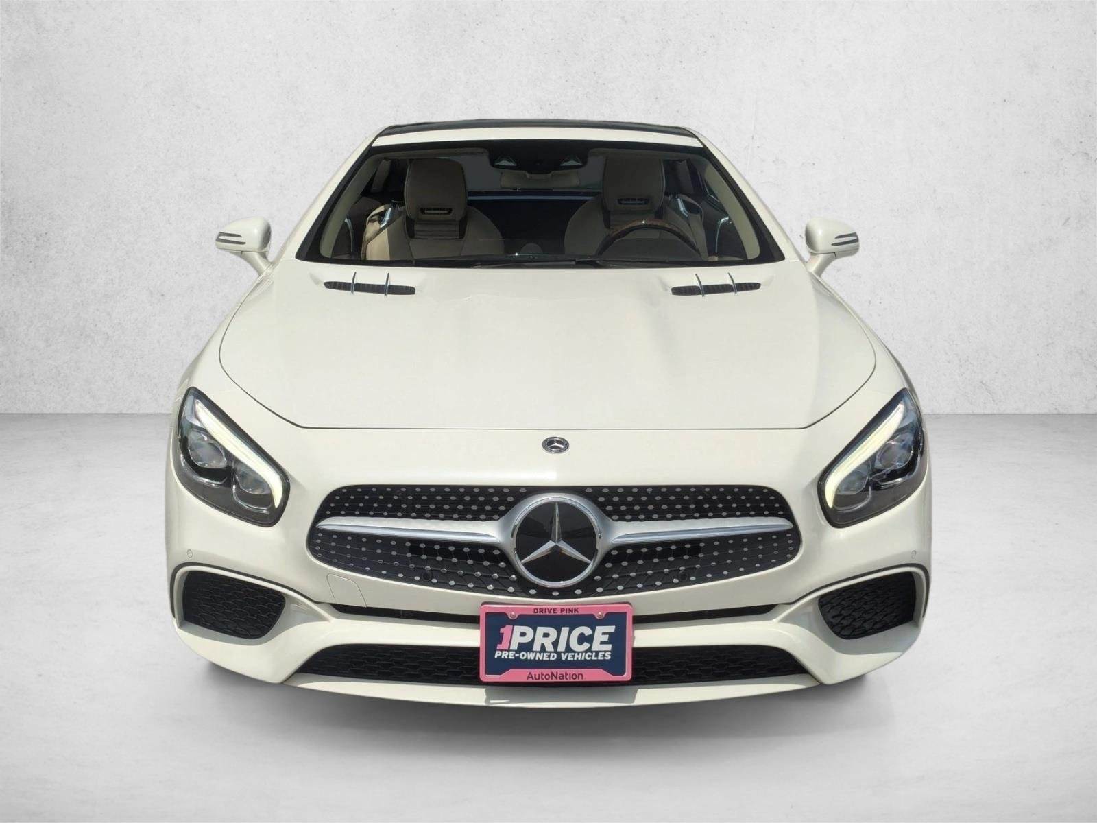 Used 2019 Designo Diamond White Metallic Mercedes-Benz SL 550 image 2