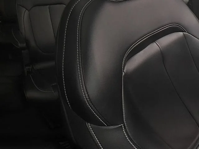 Used 2025 White Jeep Limited image 36