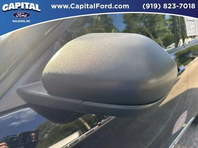 Used 2024 Black Ford XLT image 12