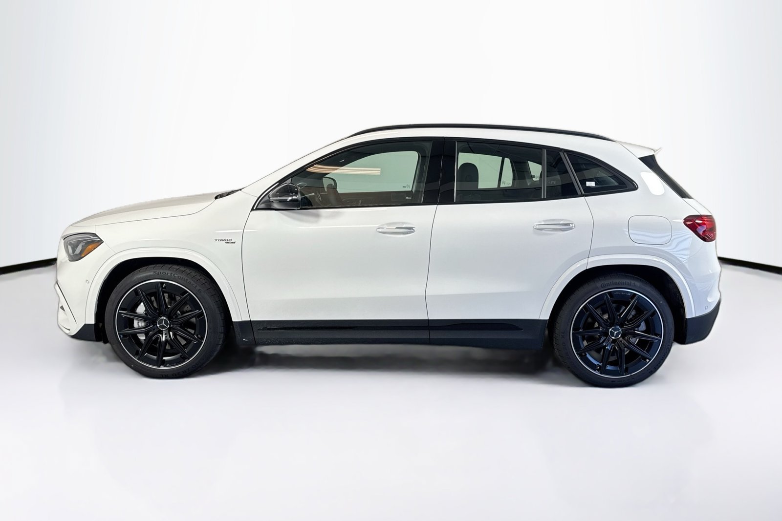 New 2026 Polar White Mercedes-Benz AMG® GLA 35 image 8