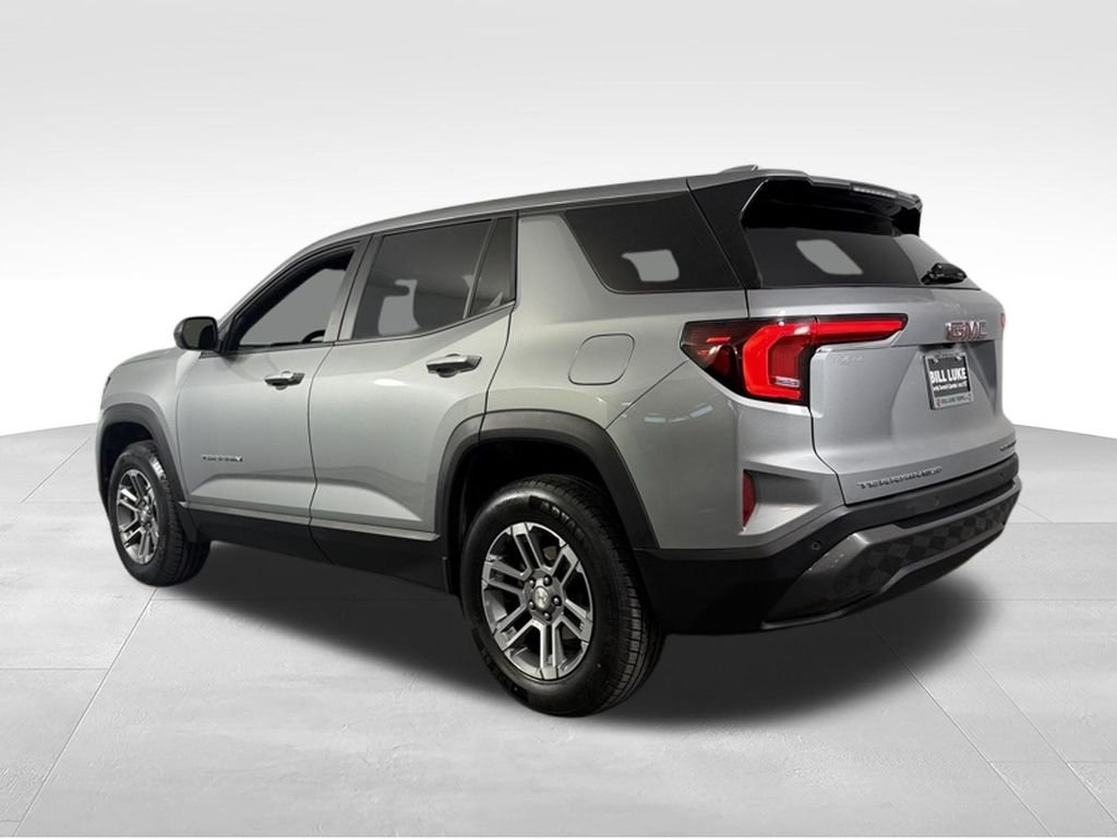Used 2025 Sterling Metallic GMC Elevation image 8