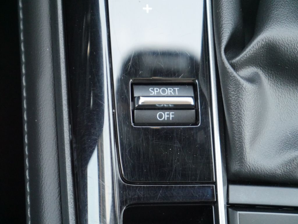 Certified Used 2025 Black Mazda 2.5 S Select Sport image 21