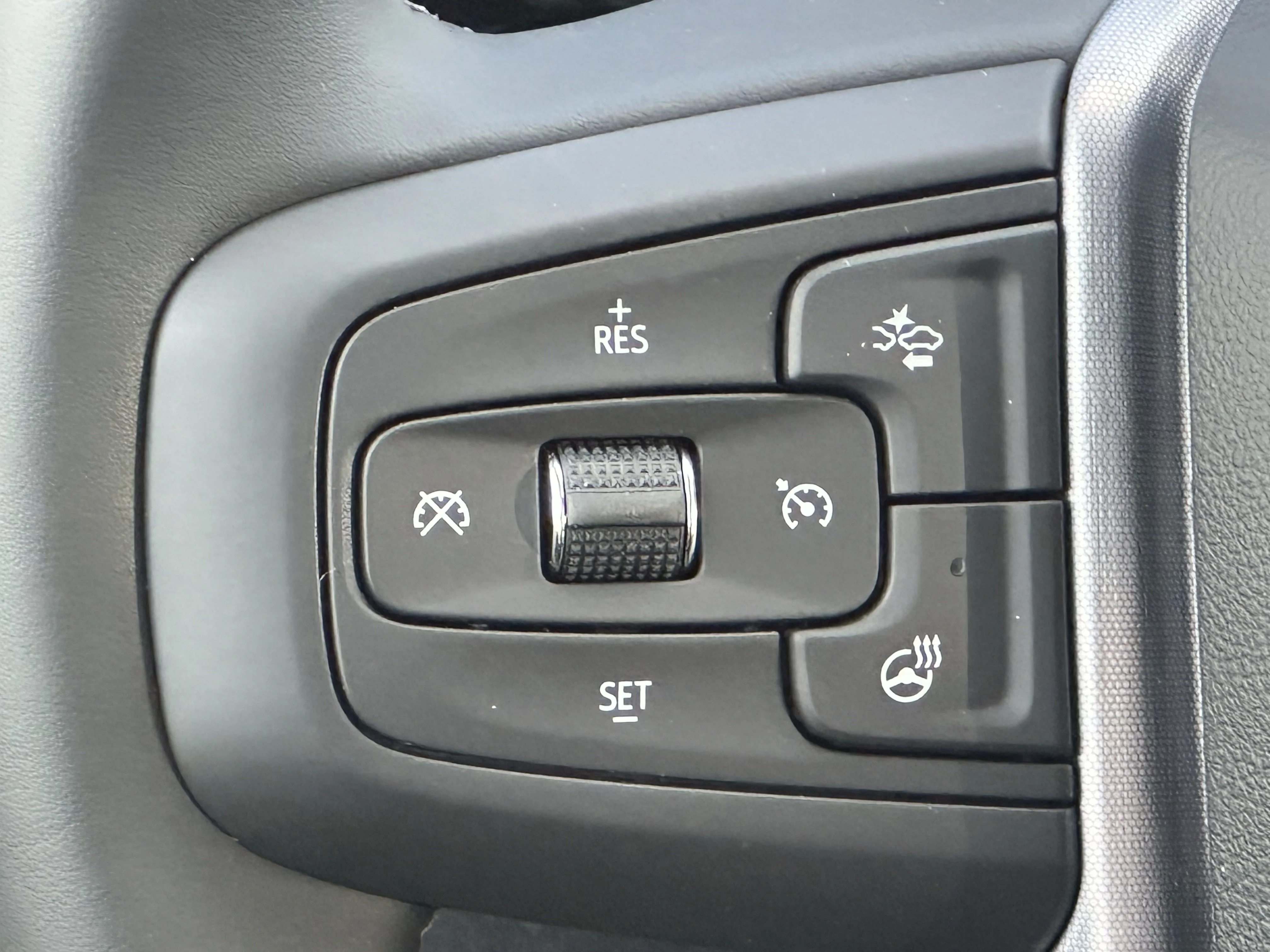 New 2026 Sterling Metallic GMC Elevation image 15